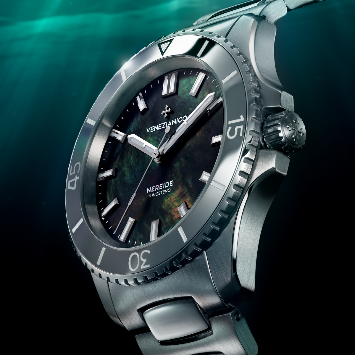 Venezianico Nereide Tungsteno 39 Mother-of-Pearl Diver 200m Watch
