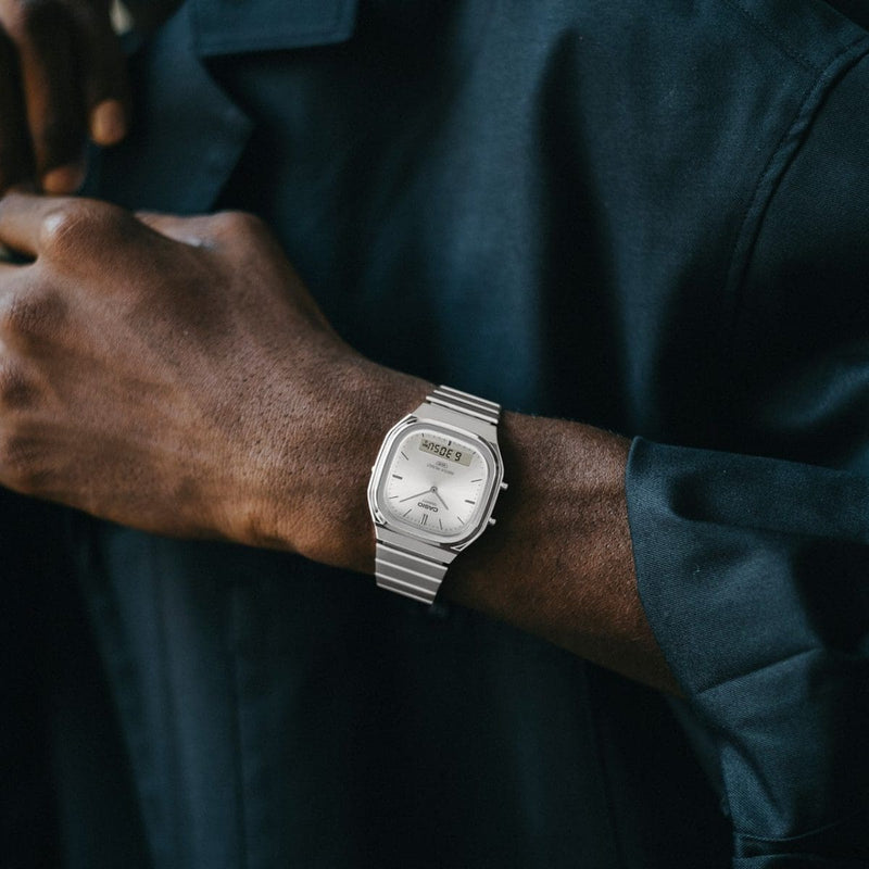 Casio Vintage Analog Digital Unisex Silver Watch AQ-240E-7ADF