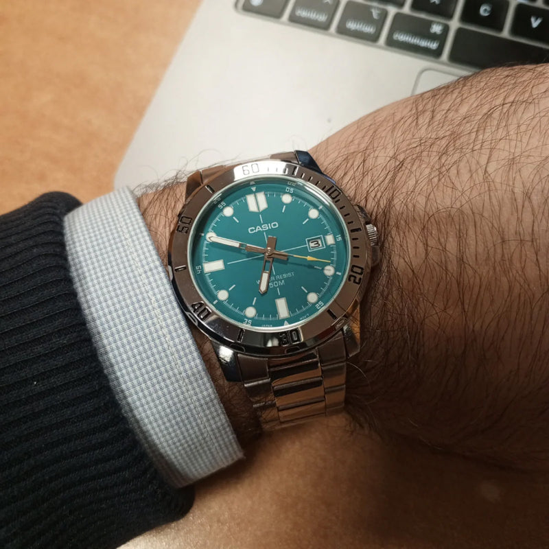 Casio Enticer Link Bracelet Men's Turquoise Silver Watch