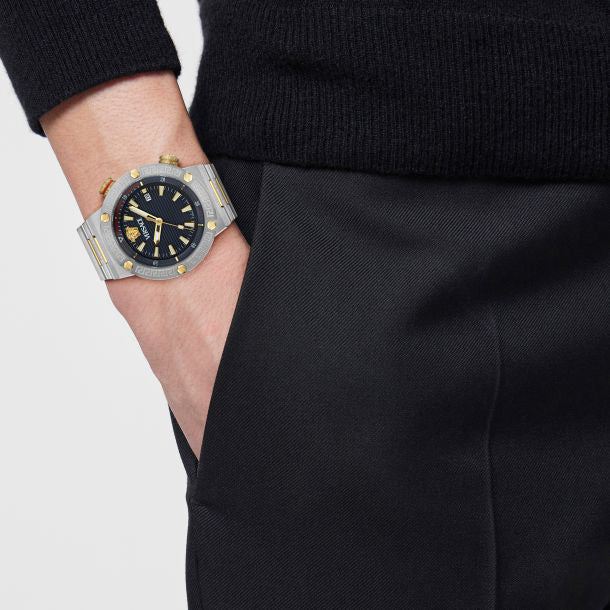 Versace Greca Logo Diver Men’s Blue Watch VE8G00424