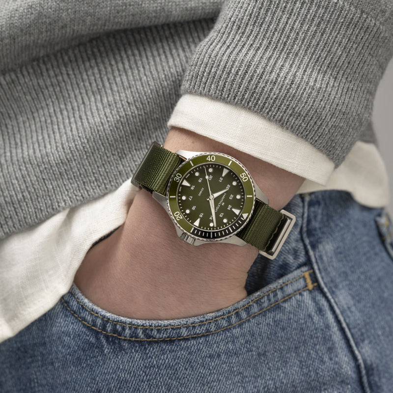 Hamilton khaki 2025 navy watch