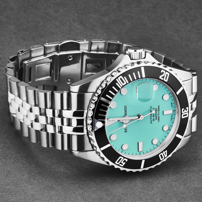 Revue Thommen Men's Diver Stainless Steel Green Automatic Watch 17571.2231