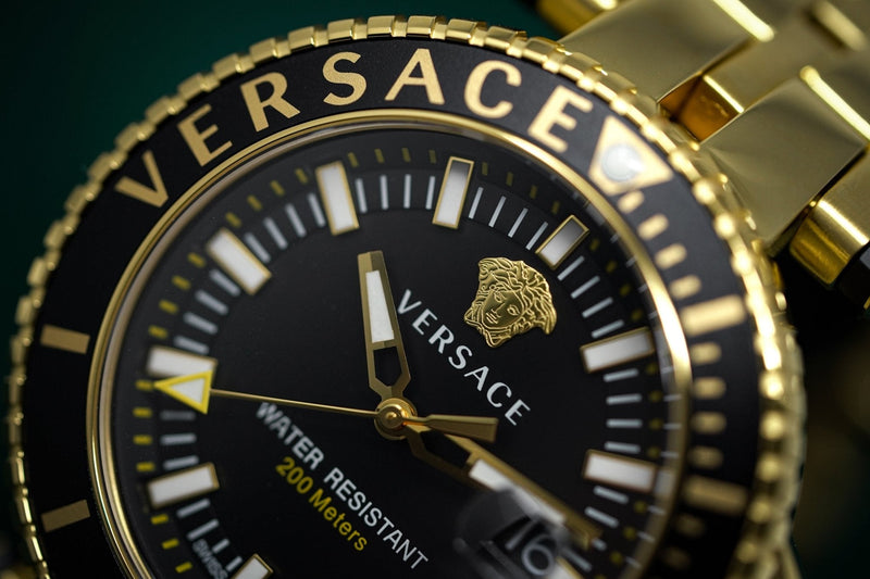 Versace V-Race Diver Gold Plated - WatchPilot
