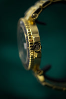 Versace V-Race Diver Gold Plated - WatchPilot