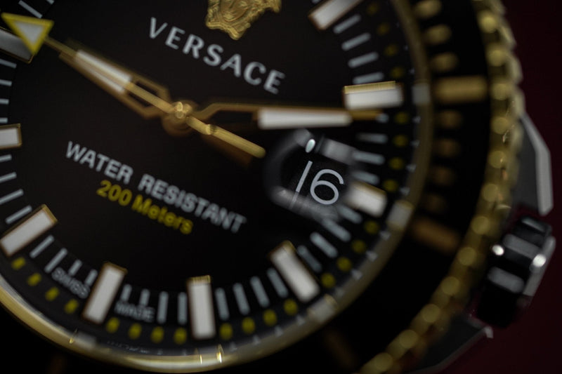 Versace V-Race Diver Two Tone - WatchPilot