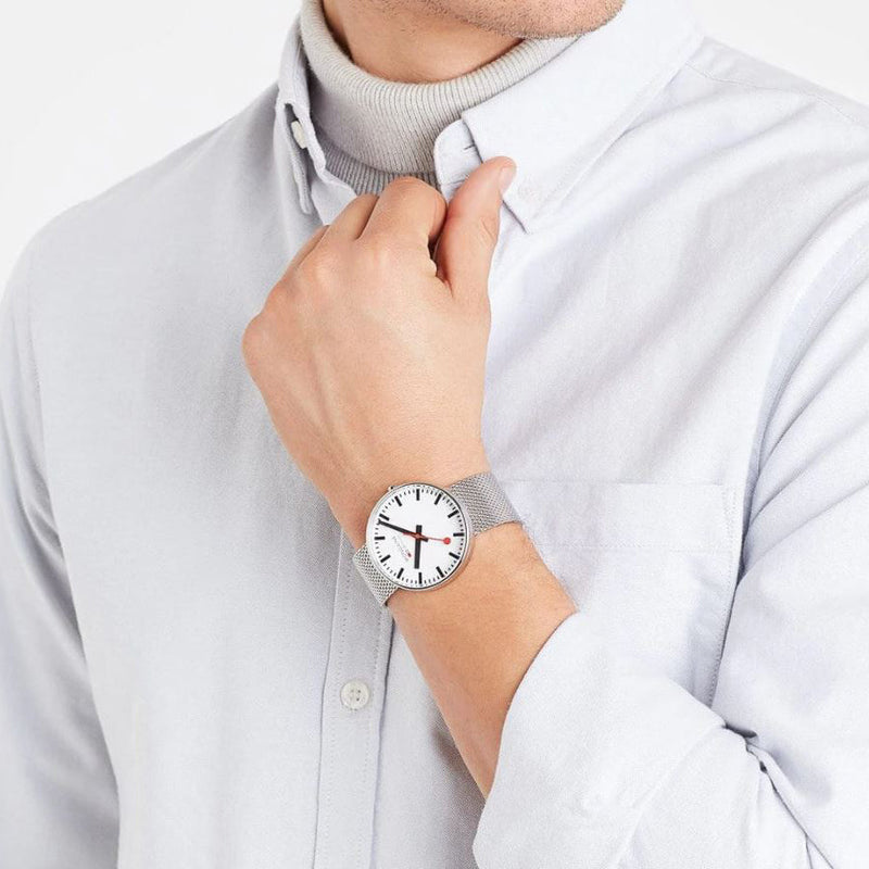 Analogue Watch - Mondaine Giant Unisex White Watch MSX.4211B.SM