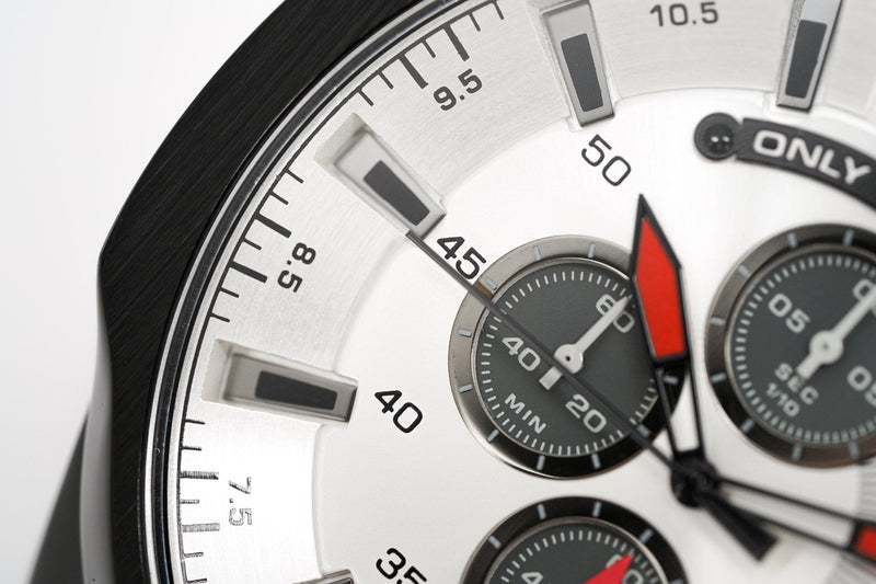 Diesel DZ4512 Men s Chronograph Mega Chief Black Grey Watch from WatchPilot